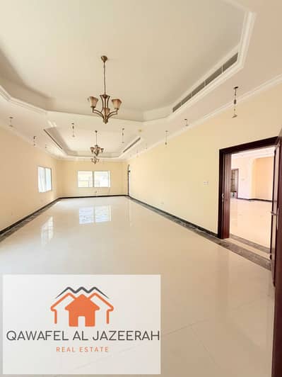 5 Schlafzimmer Villa zum Miete in Al Warqaa, Dubai - IMG_8525. jpeg