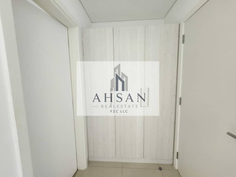 9 1000424496. jpg