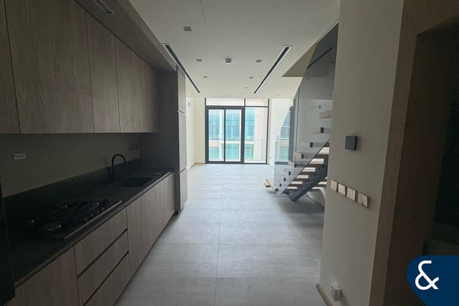 Penthouse Floor | Pool View | 1 Bed Penthouse Floor | Pool View | 1 Bed