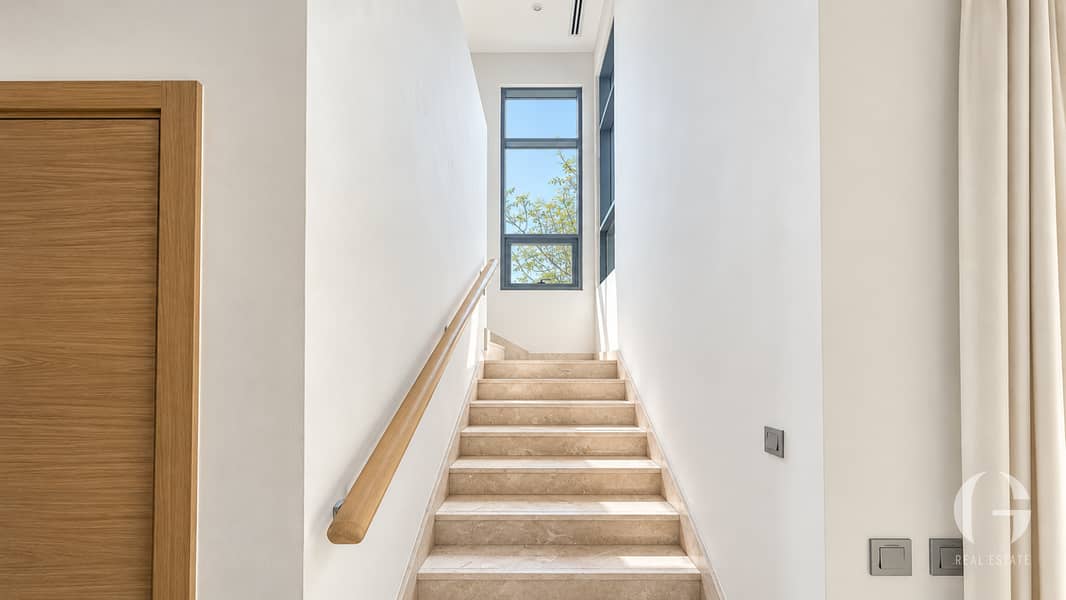 8 Image 8