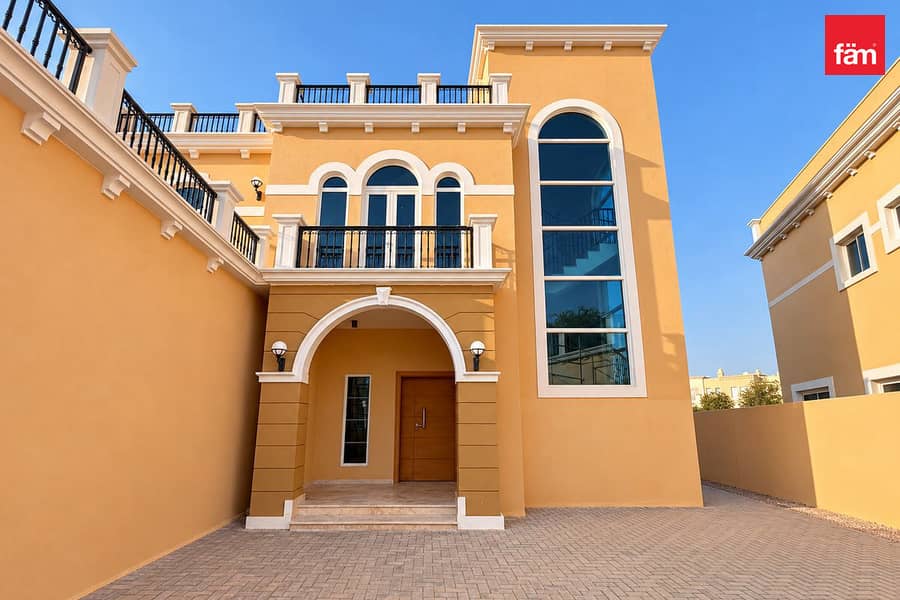 Вилла в Джумейра Парк,Дистрикт 9, 4 cпальни, 450000 AED - 16624527 Вилла в Джумейра Парк,Дистрикт 9, 4 cпальни, 450000 AED - 16624527