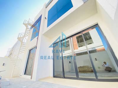 Villa de 5 chambres à à louer à Tilal City, Sharjah - 1000641155. jpg