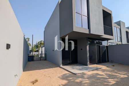 3 Slaapkamers Townhouse te Koop in Tilal City, Sharjah - pxl-20240906-115618111-mp. jpg