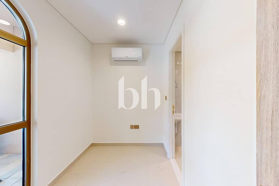 17 Image 0