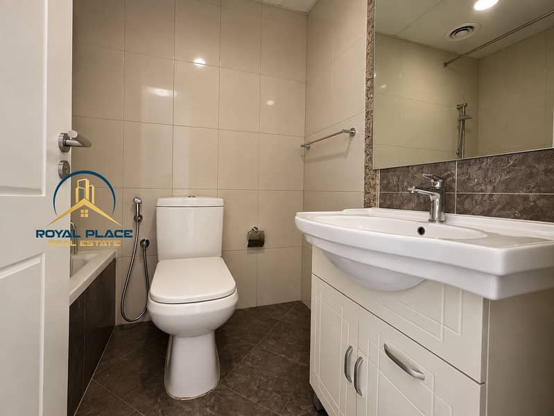 14 Modern Neutral-Toned Bathroom Interior. png