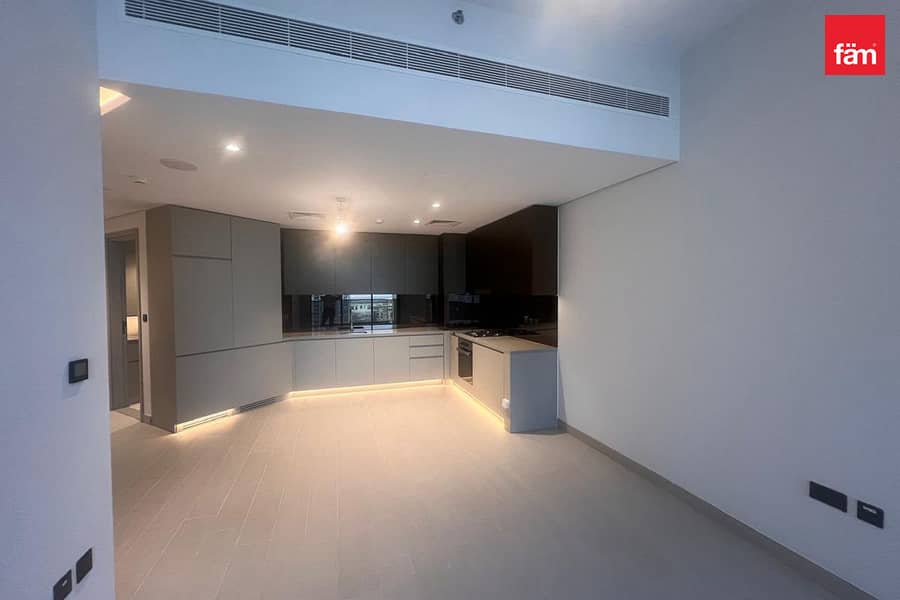 Brand New I High Floor I Multiple chqs Brand New I High Floor I Multiple chqs