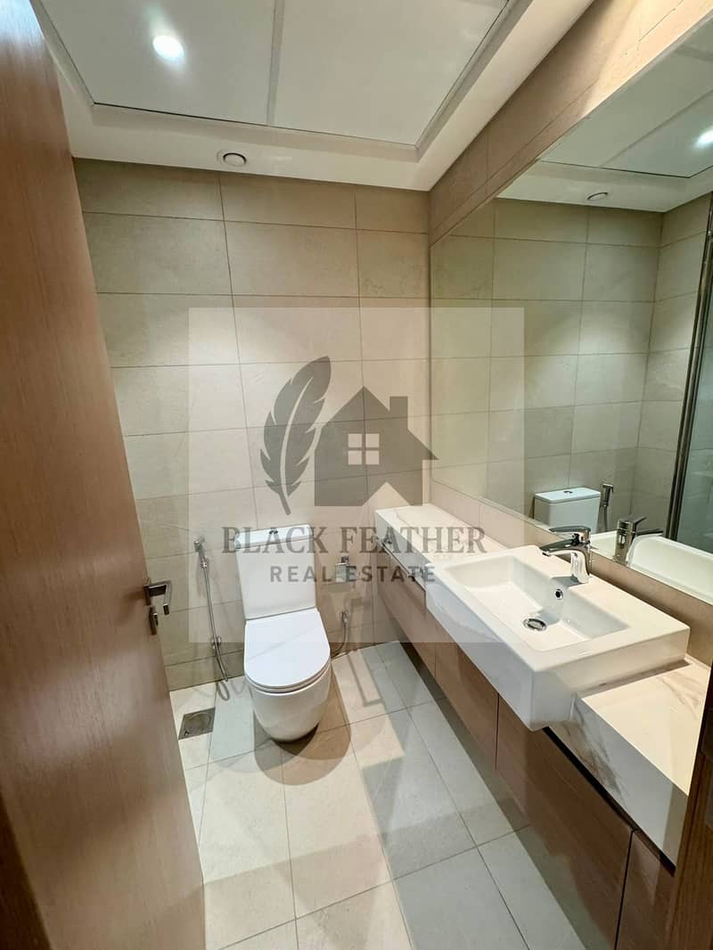 6 18a8bfe5-87cf-48ba-bace-ddc63b059ad8. jpg