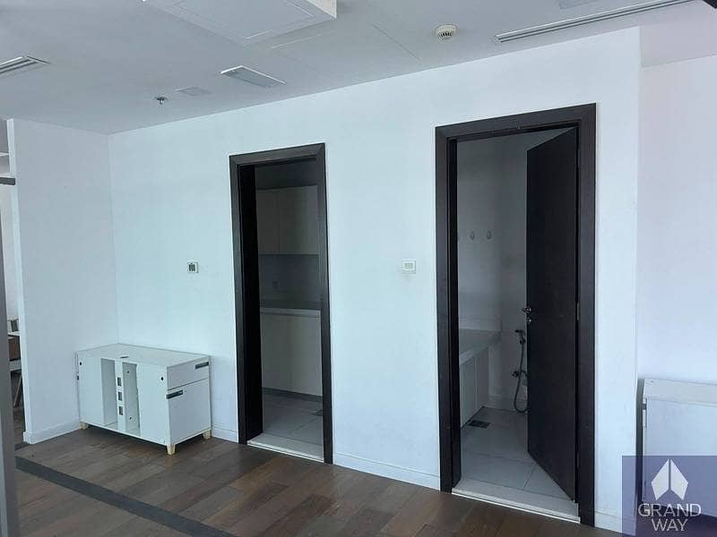 4 Fully Furnished | Business Bay Office I Vacant — photo 4