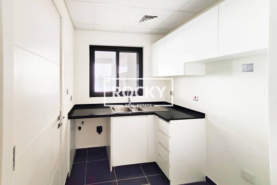 7 Janusia Kitchen. jpg