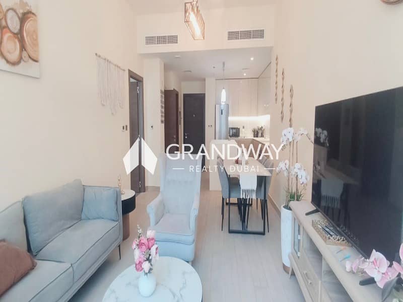 Elegant 1BR Apartment | Premium Amenities — photo 1 Elegant 1BR Apartment | Premium Amenities — photo 1