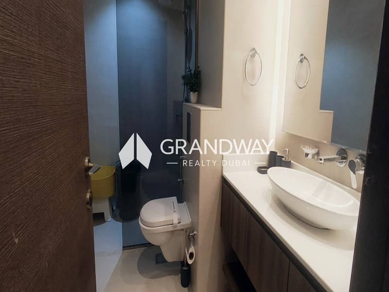 15 Elegant 1BR Apartment | Premium Amenities — photo 15