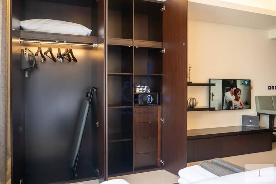 5 Beautiful | burj view| luxury studio |