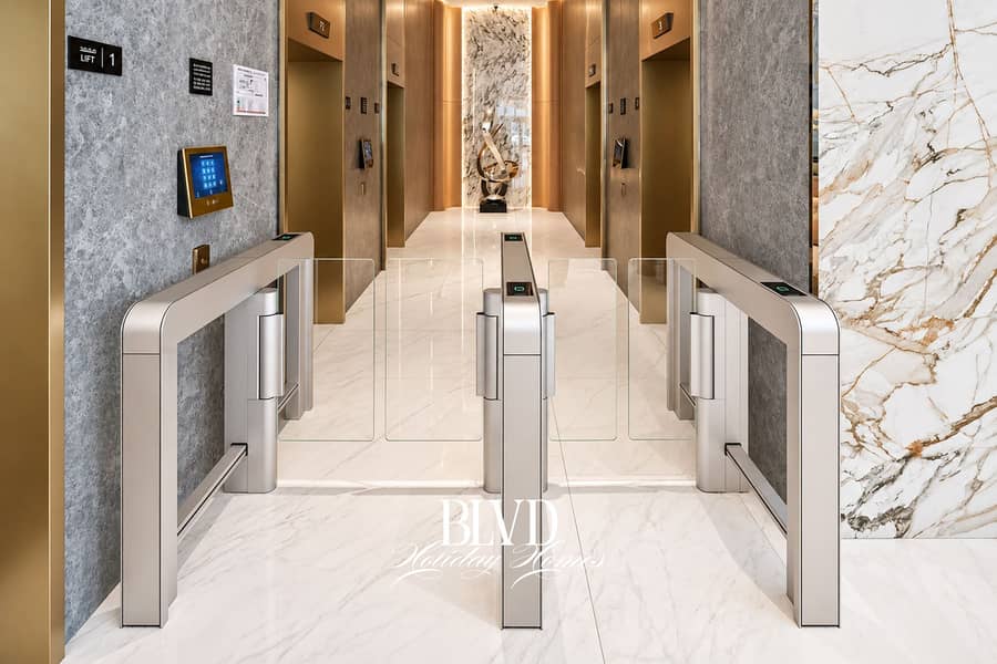 36 Royal Regency 4. jpg