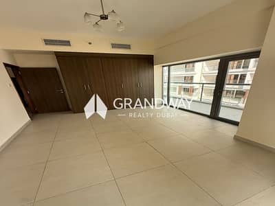 2 Schlafzimmer Wohnung zum Miete in Dubai Land Residence Complex (DLRC), Dubai - Luxury Home | Modern Living | Family Friendly — photo 1