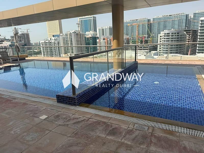 4 Luxury Home | Modern Living | Family Friendly — photo 4
