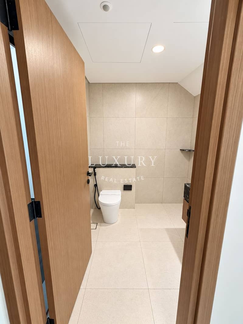7 Damac lagoons 7. jpg