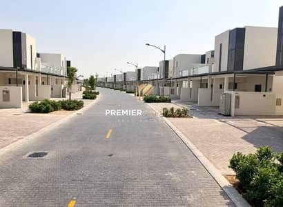 3 Slaapkamers Townhouse te Koop in DAMAC Hills 2 (Akoya by DAMAC), Dubai - Rijwoning in DAMAC Hills 2 (Akoya by DAMAC),Amazonia, 3 slaapkamers, 1500000 AED - 16627905 3 Slaapkamers Townhouse te Koop in DAMAC Hills 2 (Akoya by DAMAC), Dubai - Rijwoning in DAMAC Hills 2 (Akoya by DAMAC),Amazonia, 3 slaapkamers, 1500000 AED - 16627905