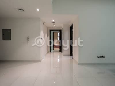 Large 3-BR Flat with Balcony in DSO Large 3-BR Flat with Balcony in DSO