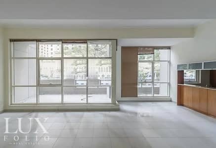 Dubai Marina Specialist / Podium Villa Dubai Marina Specialist / Podium Villa