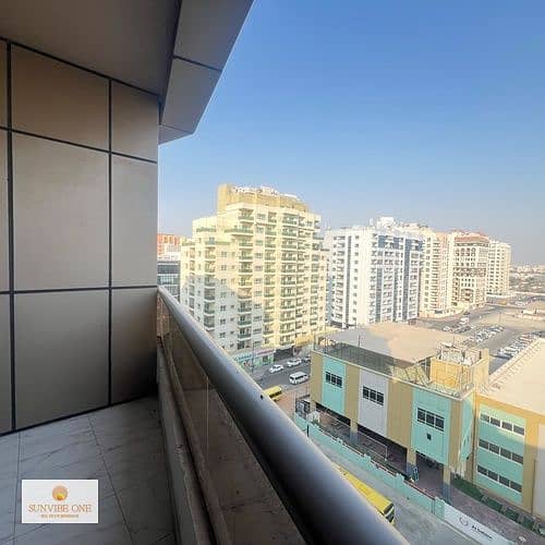 12 balcony_city_view_500x500. jpg