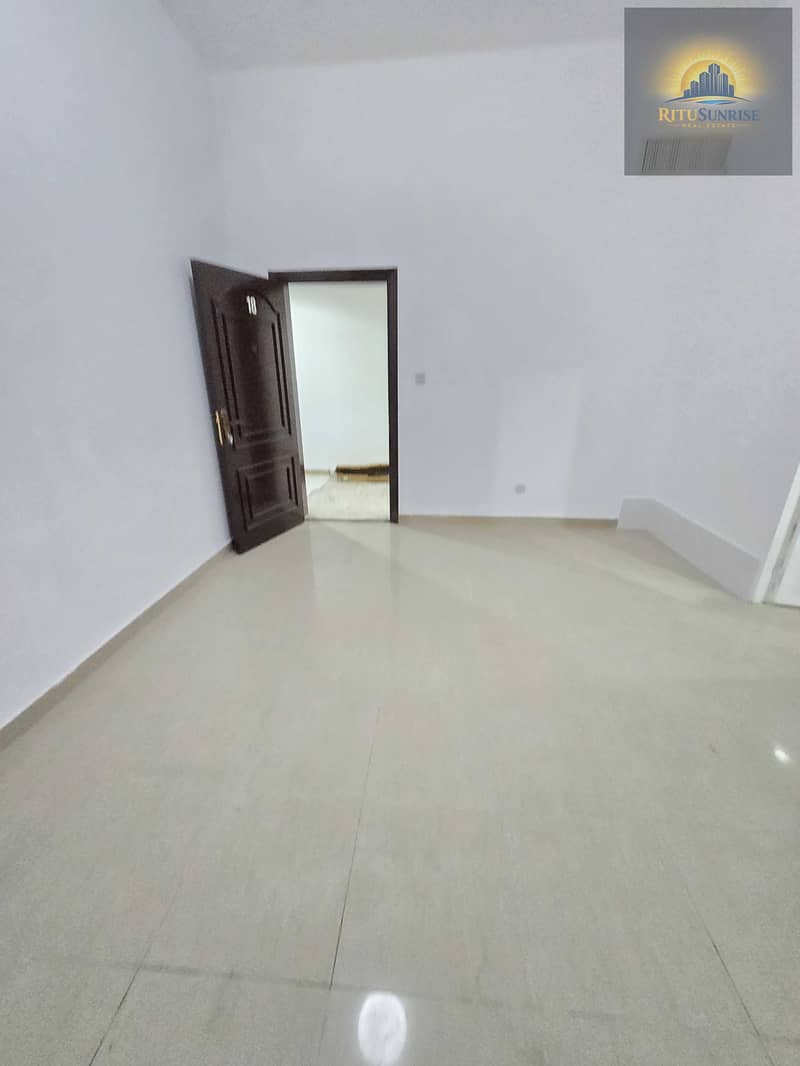5 1000125701. jpg