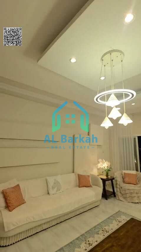 5 4e7b860e-bd17-4d4c-abcc-0ccacc3a92c0. jpg