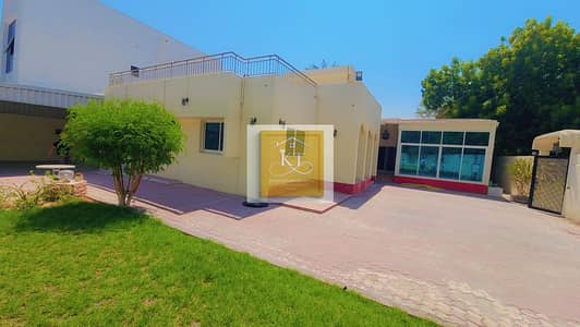 4 habitaciones Villa para en Alquiler en Al Rashidiya, Dubai - Snapchat-562528970. jpg