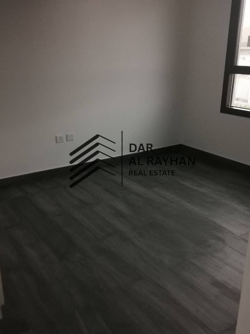13 221463. jpg