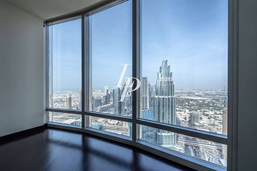 The Ultimate Downtown Residence|Contact Now