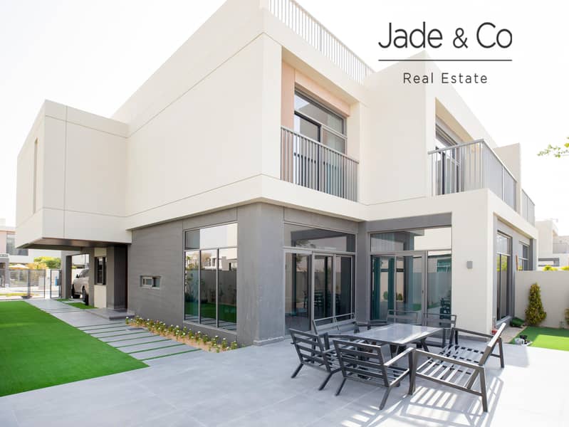 Community Expert | Fully Upgraded | Single Row Community Expert | Fully Upgraded | Single Row