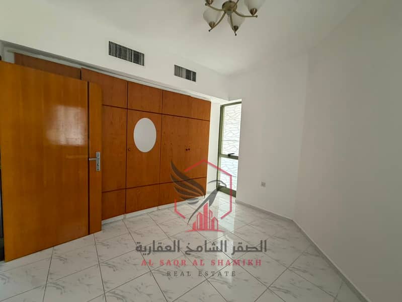 18 baf199cf-3151-4d93-b1d3-c2e0145a6e4a. jpg