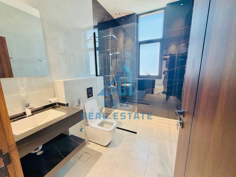 17 IMG_5682. jpg