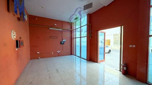 Shop for Rent in Industrial Area, Sharjah - mhl-for-rent-2-bedroom-alsnaayh-18-alsharqh-property-12. jpg Shop for Rent in Industrial Area, Sharjah - mhl-for-rent-2-bedroom-alsnaayh-18-alsharqh-property-12. jpg