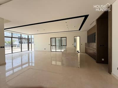 6 Bedroom Villa for Sale in Dubai Hills Estate, Dubai - Modern layout | Large plot | Vacant | 6 Bedrooms