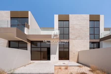 4 habitaciones Townhouse para en Venta en Mohammed Bin Rashid City (MBR City), Dubai - Casa adosada en Mohammed Bin Rashid City (MBR City),District 11,The Fields,Elie Saab Vie at the Fields, 4 dormitorios, 3550000 AED - 16630466 4 habitaciones Townhouse para en Venta en Mohammed Bin Rashid City (MBR City), Dubai - Casa adosada en Mohammed Bin Rashid City (MBR City),District 11,The Fields,Elie Saab Vie at the Fields, 4 dormitorios, 3550000 AED - 16630466