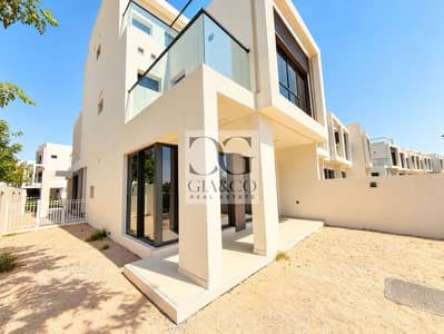 5 Schlafzimmer Townhouse zum Miete in DAMAC Hills, Dubai - Reihenhaus in DAMAC Hills,Trump Estates,BelAir The Trump Estates, 5 schlafzimmer, 260000 AED - 16630531 5 Schlafzimmer Townhouse zum Miete in DAMAC Hills, Dubai - Reihenhaus in DAMAC Hills,Trump Estates,BelAir The Trump Estates, 5 schlafzimmer, 260000 AED - 16630531