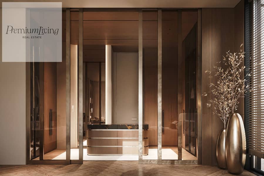 14 Emerald_Hills_Master_Bedroom_02. jpg