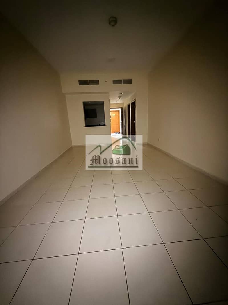13 fb4cc5aa-5993-47cc-a6d1-93c3d5f6b871. jpg