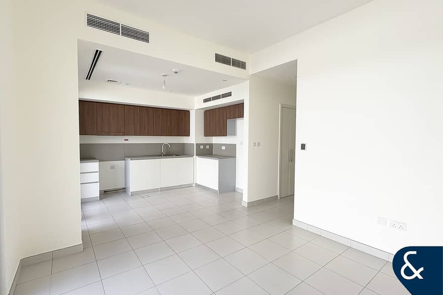 Parkside 2 | Spacious | Vacant | 3 Bed Parkside 2 | Spacious | Vacant | 3 Bed