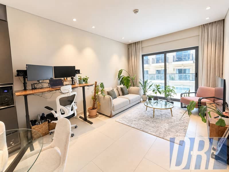 3 05_living_room_2. png