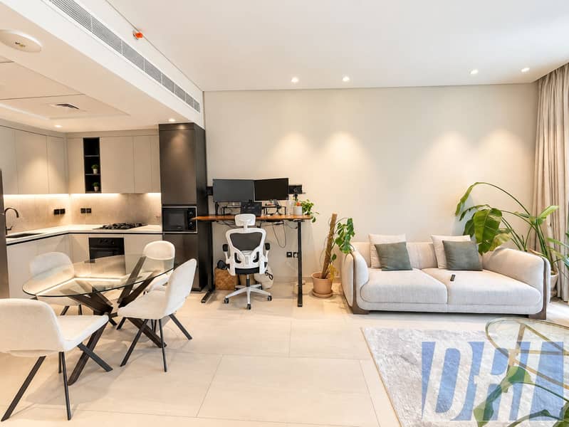 5 15_living_room_6. png