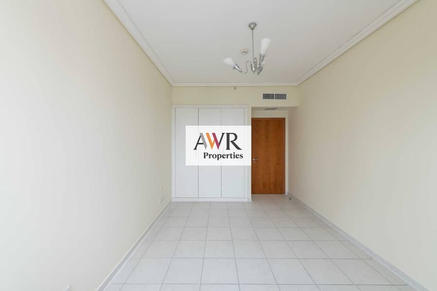 4 AWR-21st-Century-160. jpg