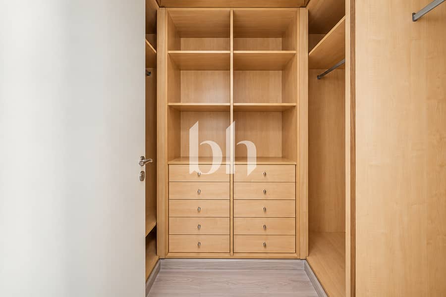8 images image img