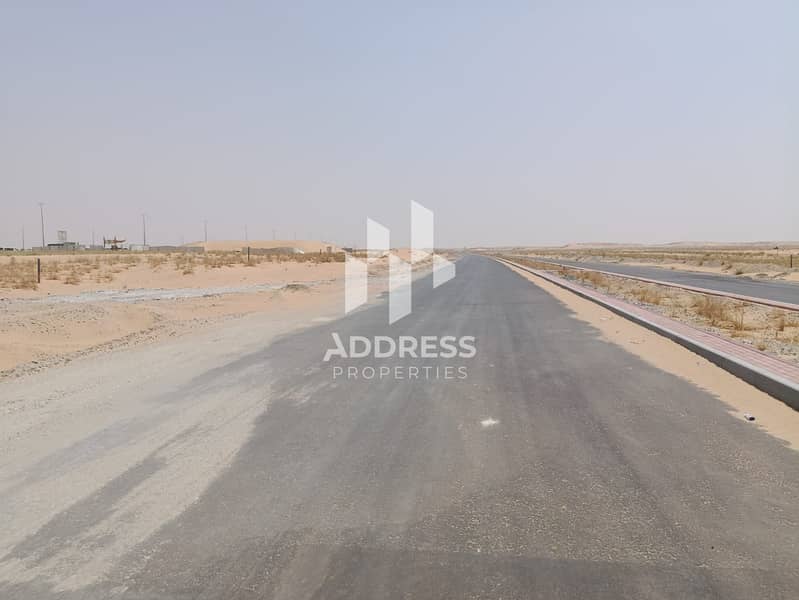 12 ac78f351-1c34-4d43-ab04-101ed9bb5eea. jpg