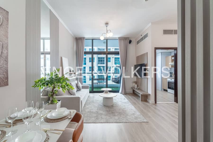 Exclusive | Upgraded Apartment | Large Layout Exclusive | Upgraded Apartment | Large Layout