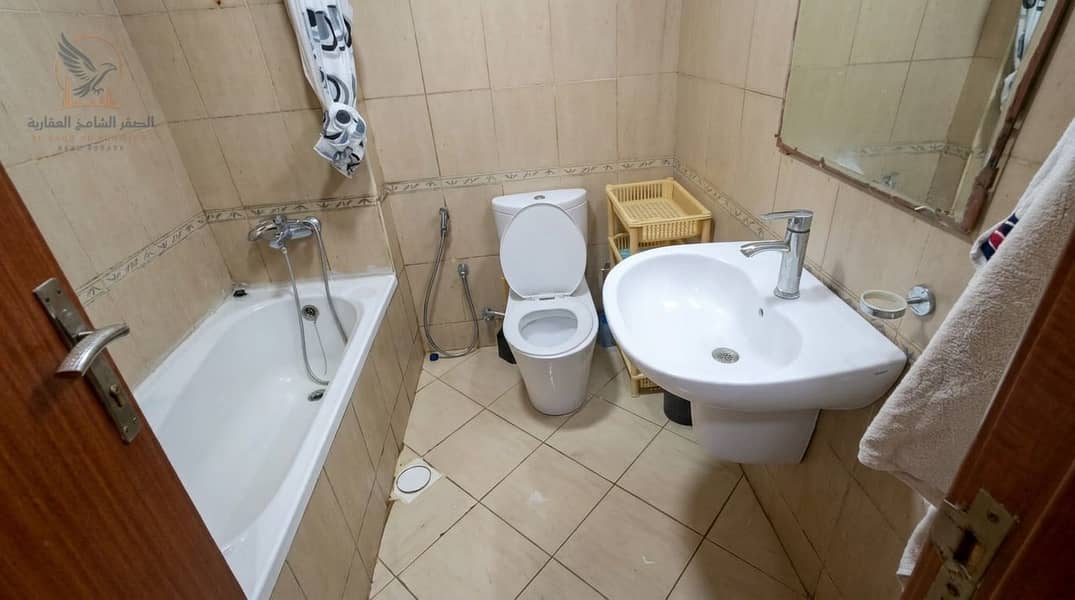 8 Enhancing_real_estate_listing_ph…_202608301343 (1). jpeg