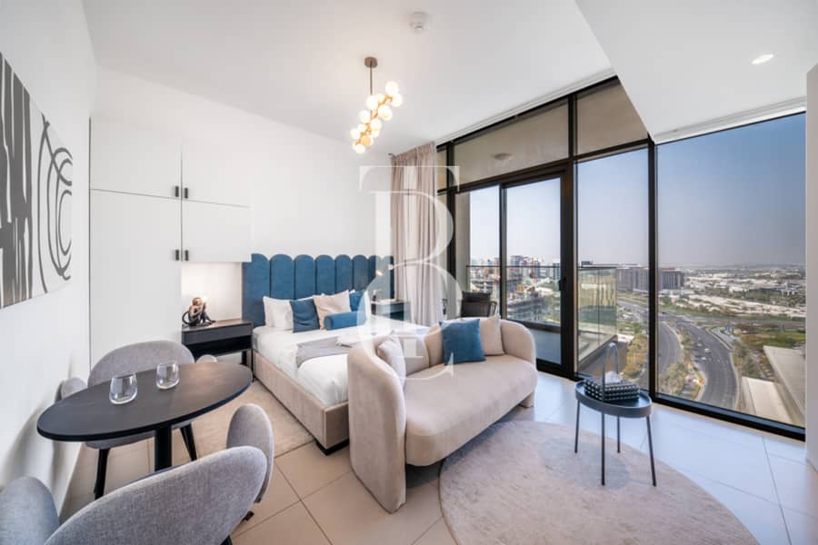 High Floor | Available Now | Furnished High Floor | Available Now | Furnished