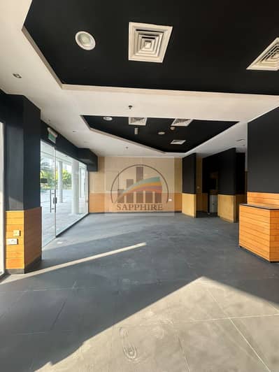 Shop for Rent in Jumeirah Lake Towers (JLT), Dubai - 68e44ee7-a455-43b3-b8f3-12b953cf333c. jpg Shop for Rent in Jumeirah Lake Towers (JLT), Dubai - 68e44ee7-a455-43b3-b8f3-12b953cf333c. jpg