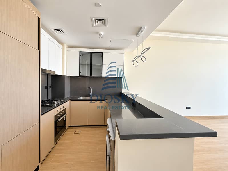 4 Image 4