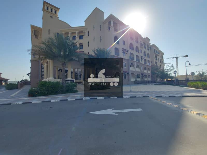 16 d095107a-bf40-41e8-9090-11dcf399190f. jpg